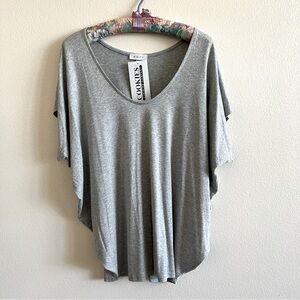 The Enti Dolman Shortsleeve V-neck